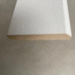 Houthandel Bos - Agnes plint 8x44mm wit linnen 2.60mtr