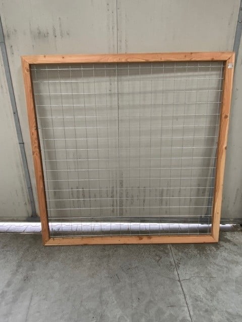 Houthandel Bos - Draadscherm 180x180cm met douglas houten frame Houthandel Bos - Draadscherm 180x180cm met douglas houten frame