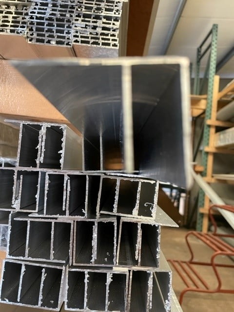 Houthandel Bos - F profiel 16mm 90 alu zijprofiel Houthandel Bos - F profiel 16mm 90 alu zijprofiel