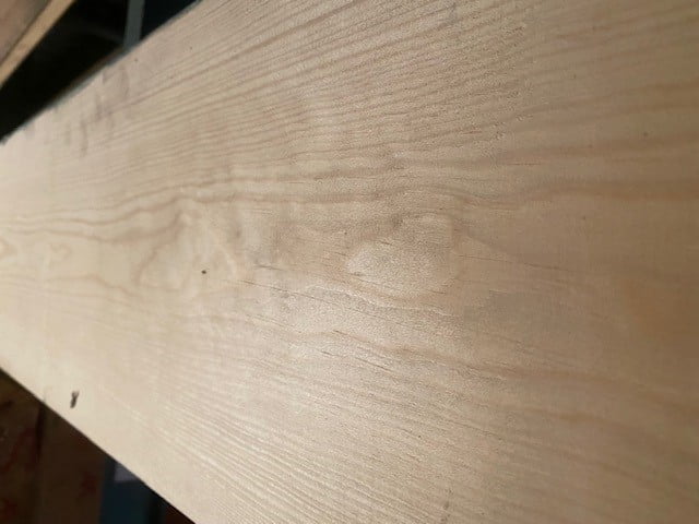 Houthandel Bos - Grenen geschaafd 40x220mm traphout Houthandel Bos - Grenen geschaafd 40x220mm traphout