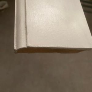 Houthandel Bos - Plint MDF gegrond met 1 kraal