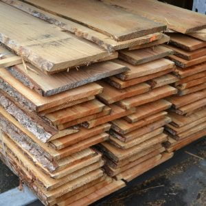 Houthandel Bos - Schaaldeel (boomplank met schors) blank