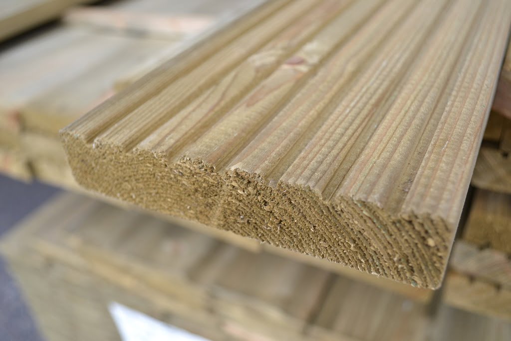 Houthandel Bos - Tuinhout vlonderplank 28x145mm(netto) zweeds Houthandel Bos - Tuinhout vlonderplank 28x145mm(netto) zweeds