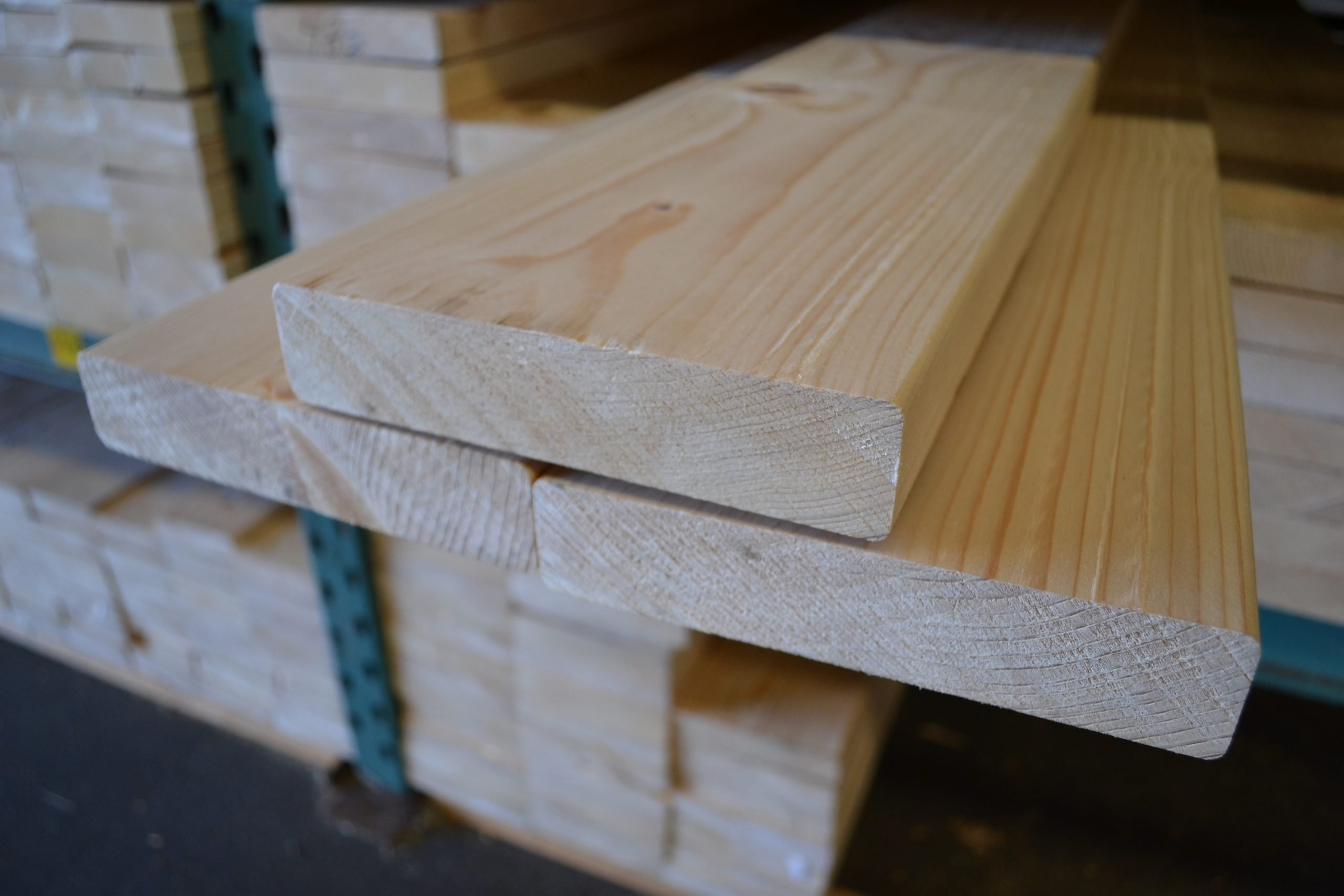 Houthandel Bos - Vuren geschaafd 38x184mm SLS Houthandel Bos - Vuren geschaafd 38x184mm SLS