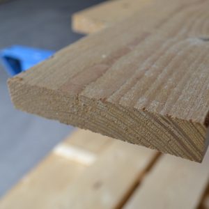 Houthandel Bos - Vuren ruw 22x125mm