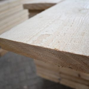 Houthandel Bos - Vuren ruw 32x200mm zweeds